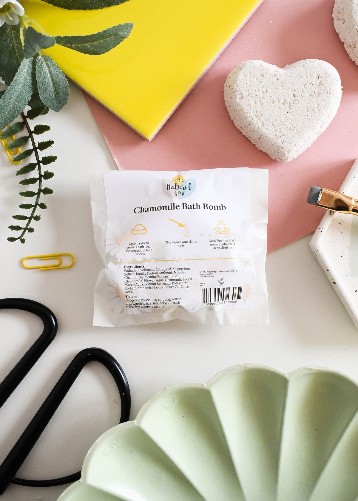 Chamomile Aromatherapy Bath Bombs | Natural Relaxing Bath Fizzers for Calm & Stress Relief | Vegan, Plastic-Free