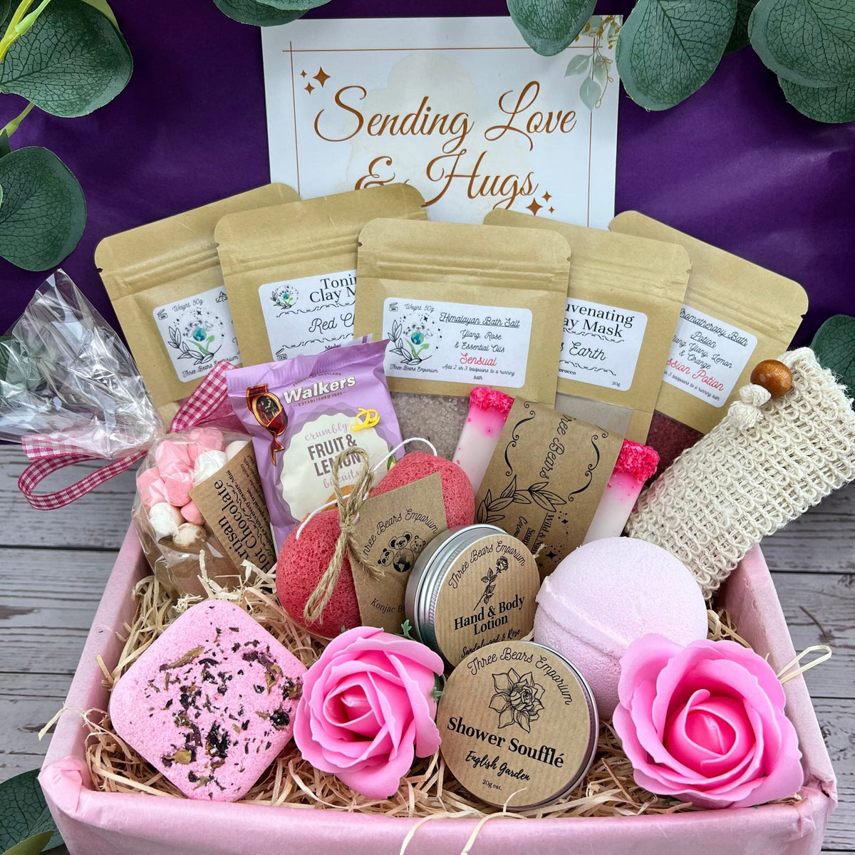 Deluxe pamper gift set for her