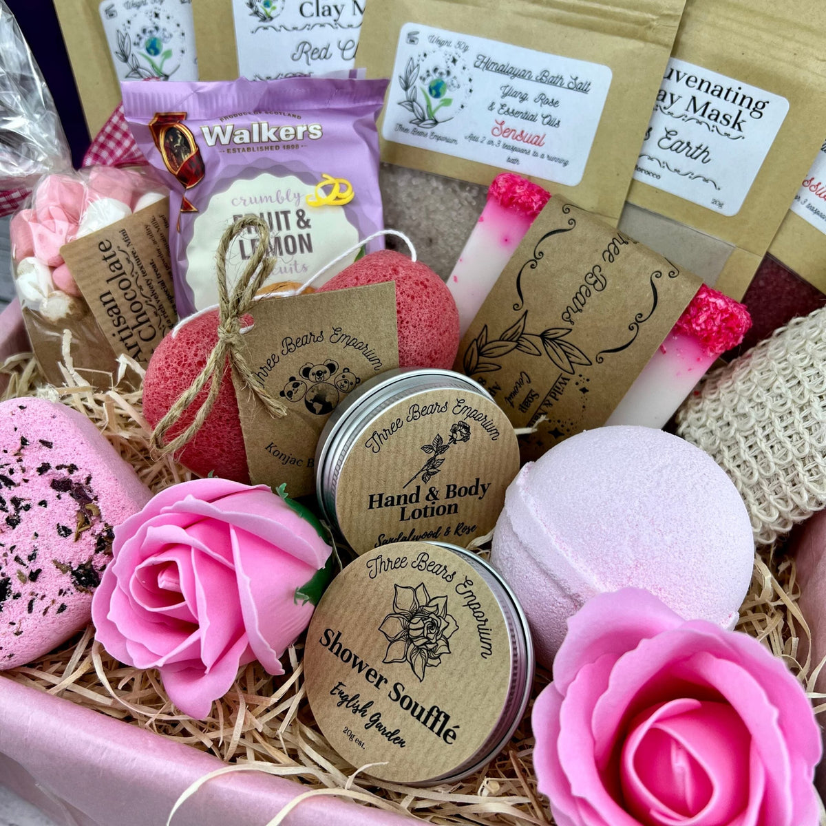 Deluxe pamper gift set for her